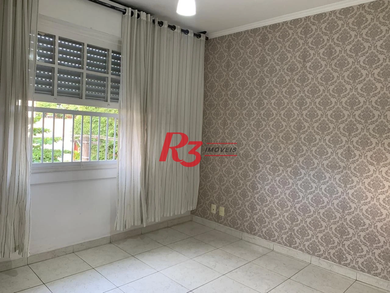Apartamento com 3 dormitórios à venda, 97 m² por R$ 550.000,00 - Gonzaga - Santos/SP