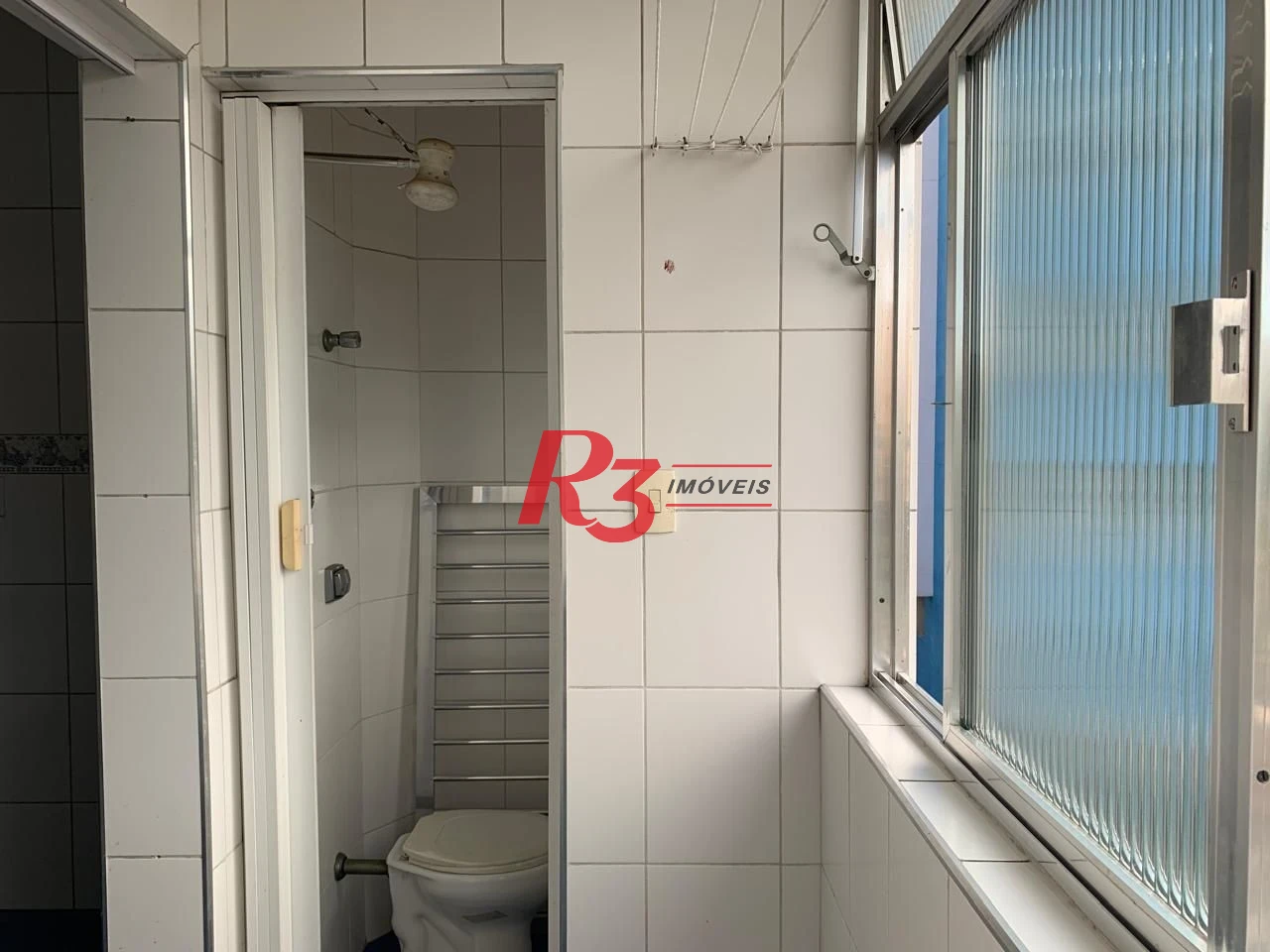 Apartamento com 3 dormitórios à venda, 97 m² por R$ 550.000,00 - Gonzaga - Santos/SP