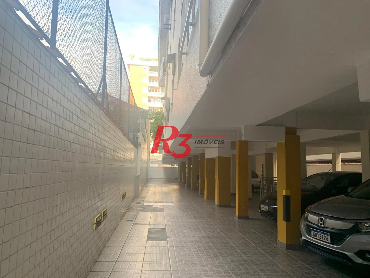 Apartamento com 3 dormitórios à venda, 97 m² por R$ 550.000,00 - Gonzaga - Santos/SP