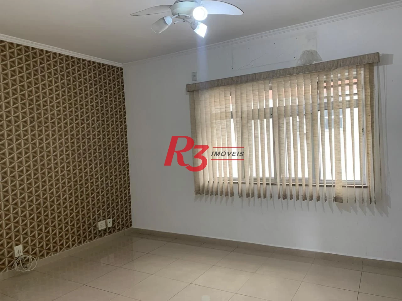 Apartamento com 3 dormitórios à venda, 97 m² por R$ 550.000,00 - Gonzaga - Santos/SP