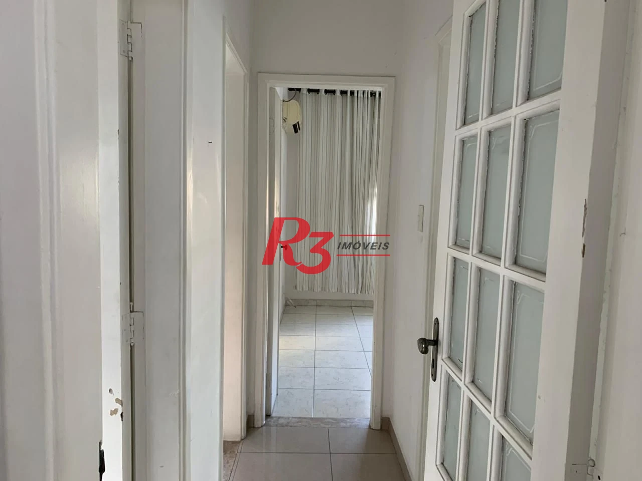 Apartamento com 3 dormitórios à venda, 97 m² por R$ 550.000,00 - Gonzaga - Santos/SP