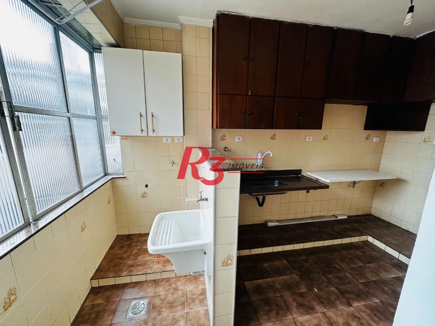 Apartamento com 2 dormitórios à venda, 73 m² por R$ 350.000,00 - Vila Belmiro - Santos/SP
