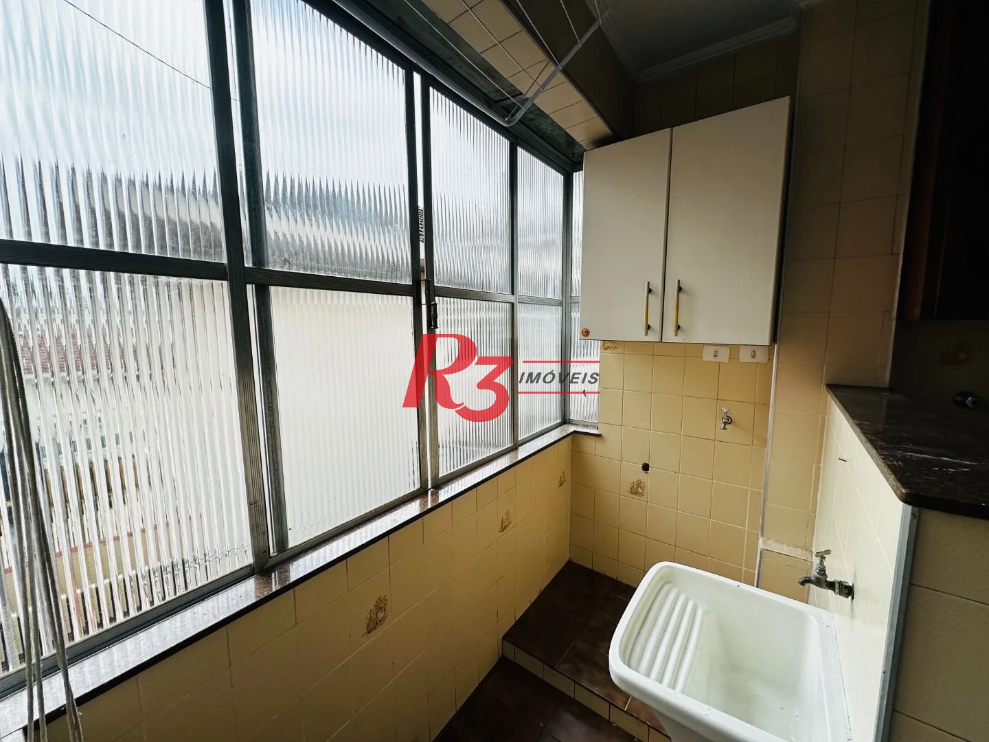 Apartamento com 2 dormitórios à venda, 73 m² por R$ 350.000,00 - Vila Belmiro - Santos/SP