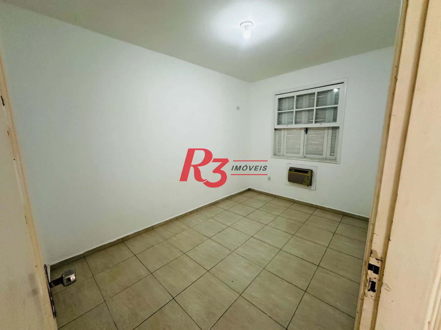 Apartamento com 2 dormitórios à venda, 73 m² por R$ 350.000,00 - Vila Belmiro - Santos/SP
