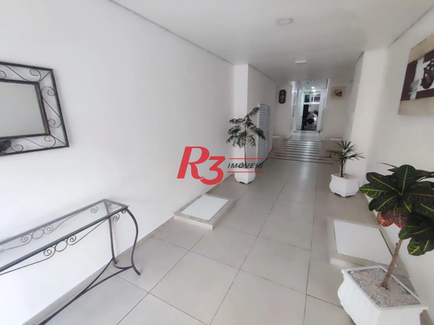 Kitnet com 1 dormitório para alugar, 30 m² por R$ 3.000,02/mês - Embaré - Santos/SP