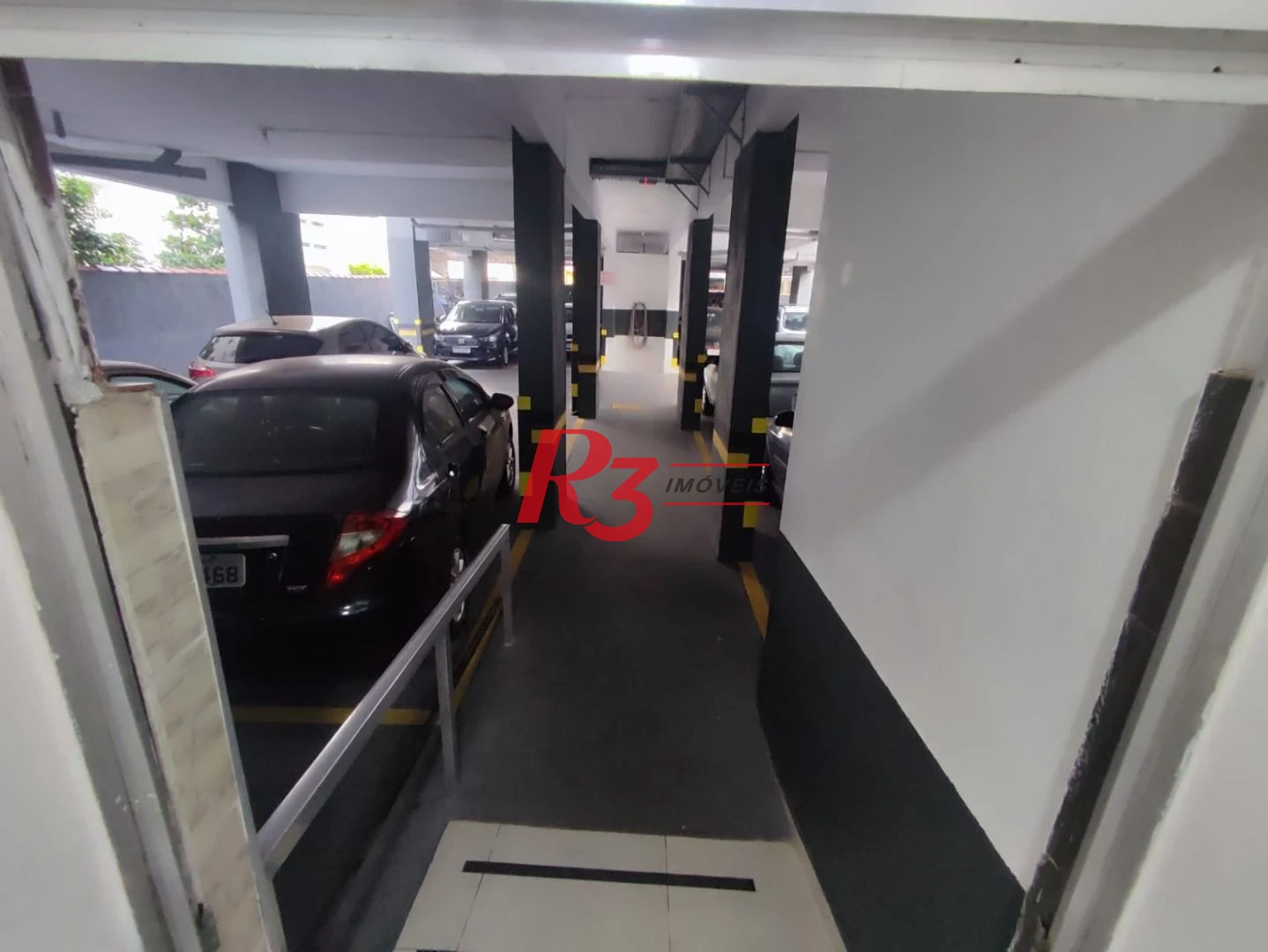 Kitnet com 1 dormitório para alugar, 30 m² por R$ 3.000,02/mês - Embaré - Santos/SP