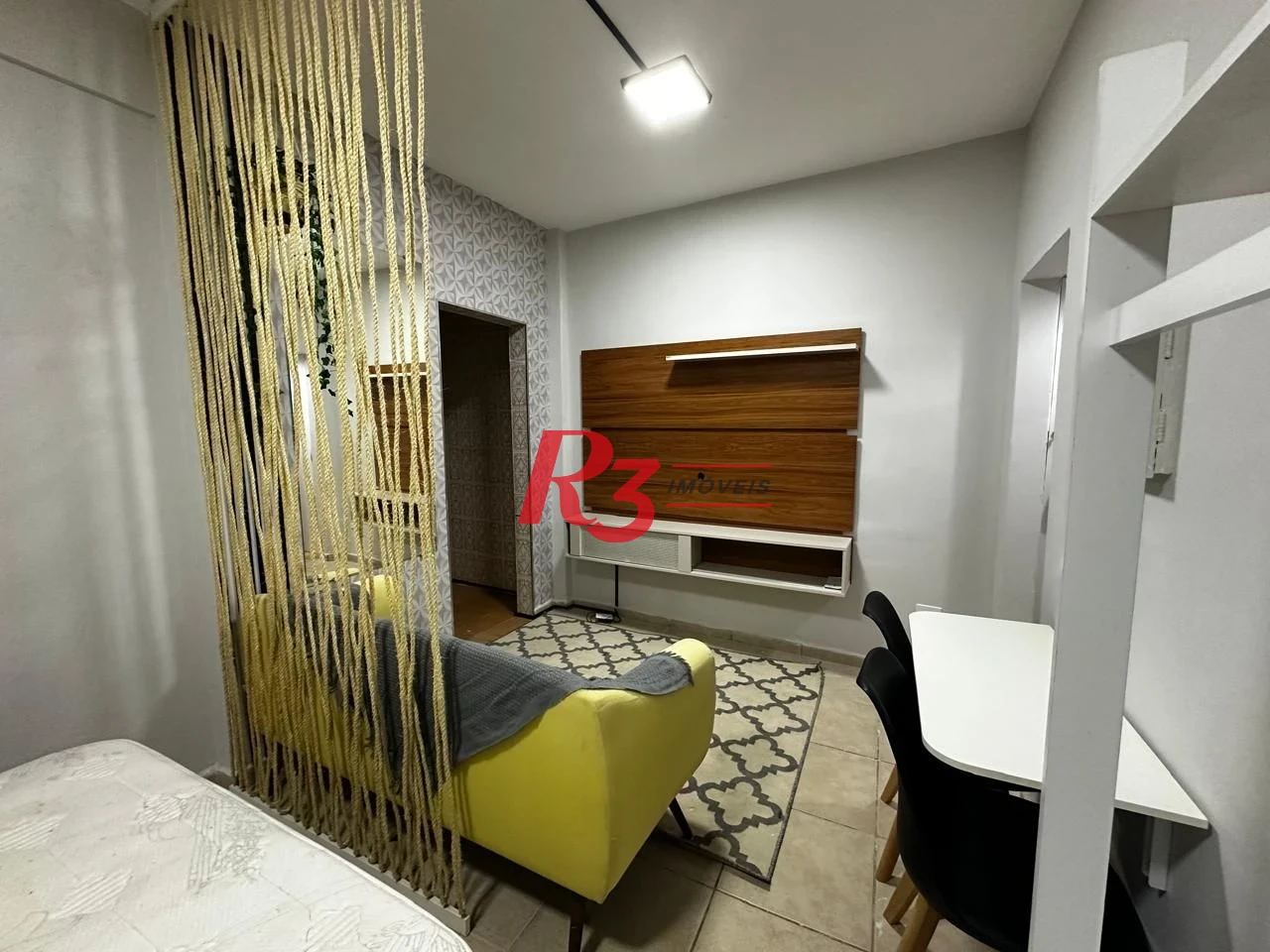 Kitnet com 1 dormitório para alugar, 30 m² por R$ 3.000,02/mês - Embaré - Santos/SP