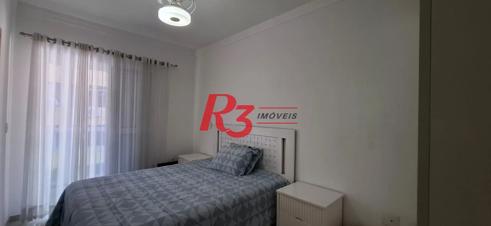 Apartamento com 2 dormitórios à venda, 72 m² por R$ 960.000,00 - Embaré - Santos/SP