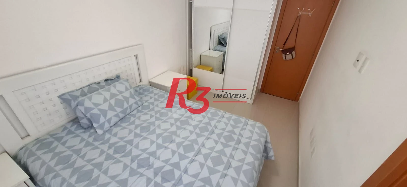 Apartamento com 2 dormitórios à venda, 72 m² por R$ 960.000,00 - Embaré - Santos/SP