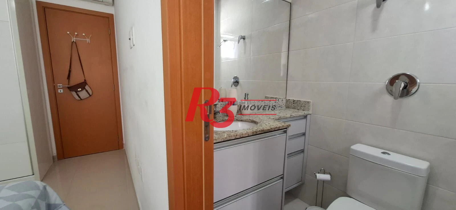 Apartamento com 2 dormitórios à venda, 72 m² por R$ 960.000,00 - Embaré - Santos/SP