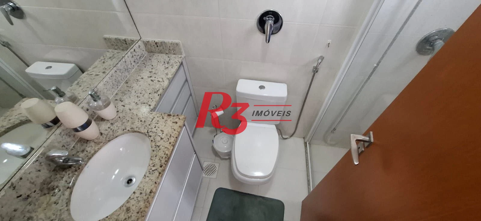 Apartamento com 2 dormitórios à venda, 72 m² por R$ 960.000,00 - Embaré - Santos/SP
