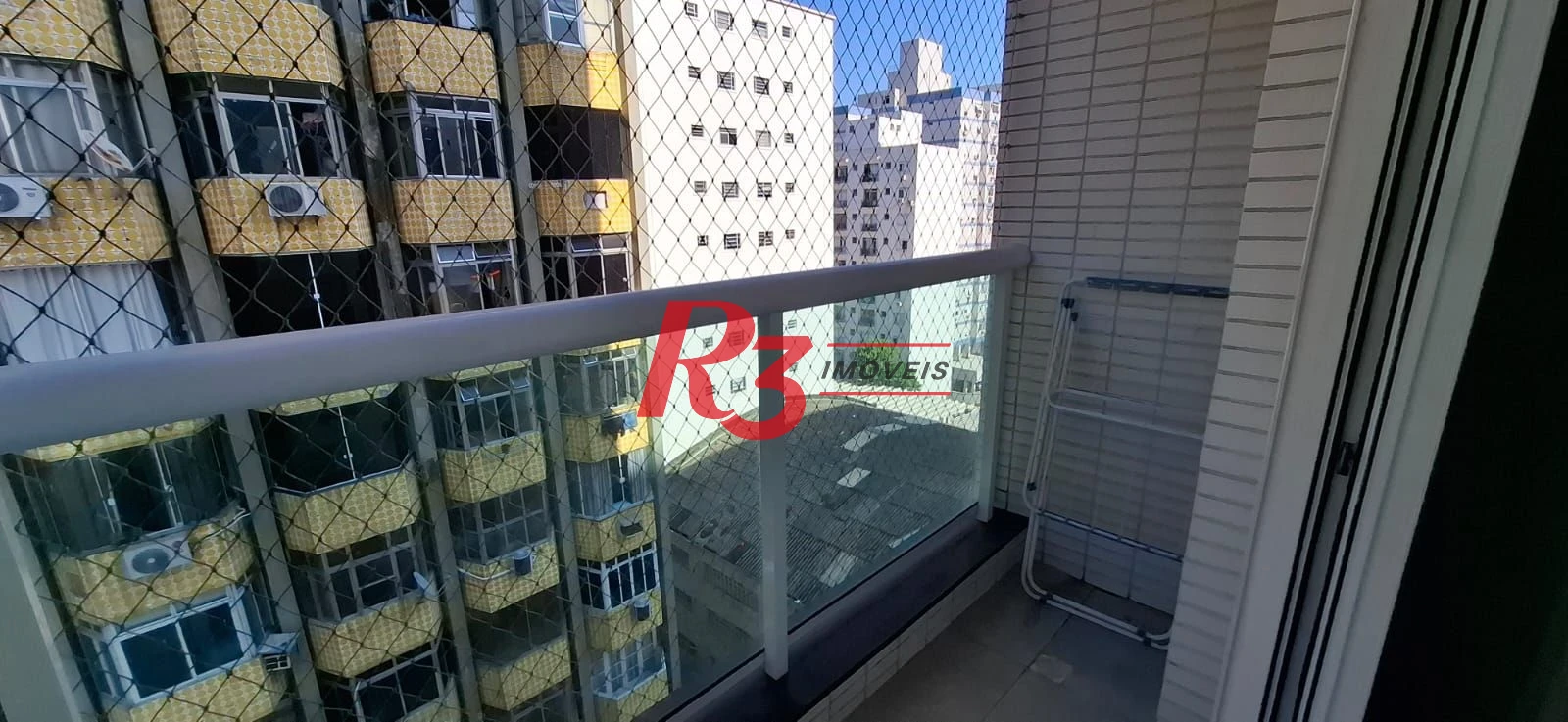 Apartamento com 2 dormitórios à venda, 72 m² por R$ 960.000,00 - Embaré - Santos/SP