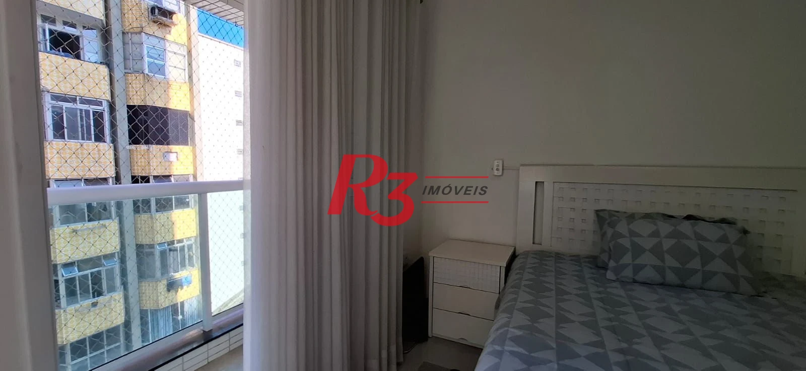 Apartamento com 2 dormitórios à venda, 72 m² por R$ 960.000,00 - Embaré - Santos/SP