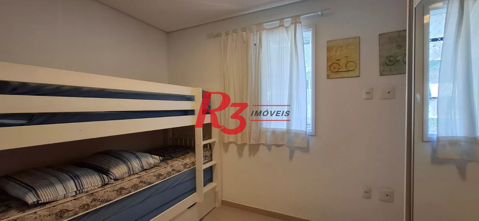 Apartamento com 2 dormitórios à venda, 72 m² por R$ 960.000,00 - Embaré - Santos/SP