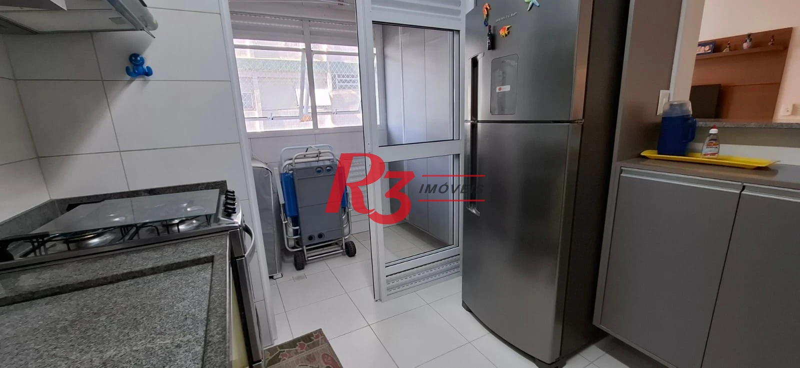 Apartamento com 2 dormitórios à venda, 72 m² por R$ 960.000,00 - Embaré - Santos/SP