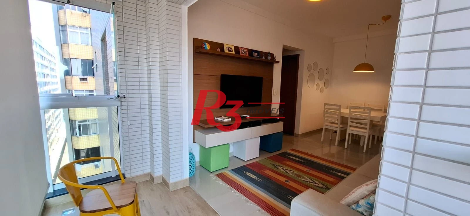 Apartamento com 2 dormitórios à venda, 72 m² por R$ 960.000,00 - Embaré - Santos/SP