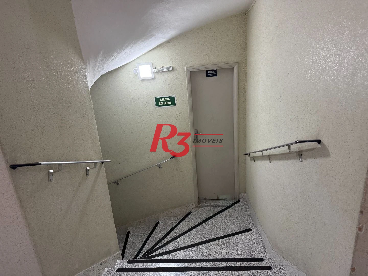 Apartamento com 2 dormitórios para alugar, 84 m² por R$ 3.500,00/mês - Vila Belmiro - Santos/SP