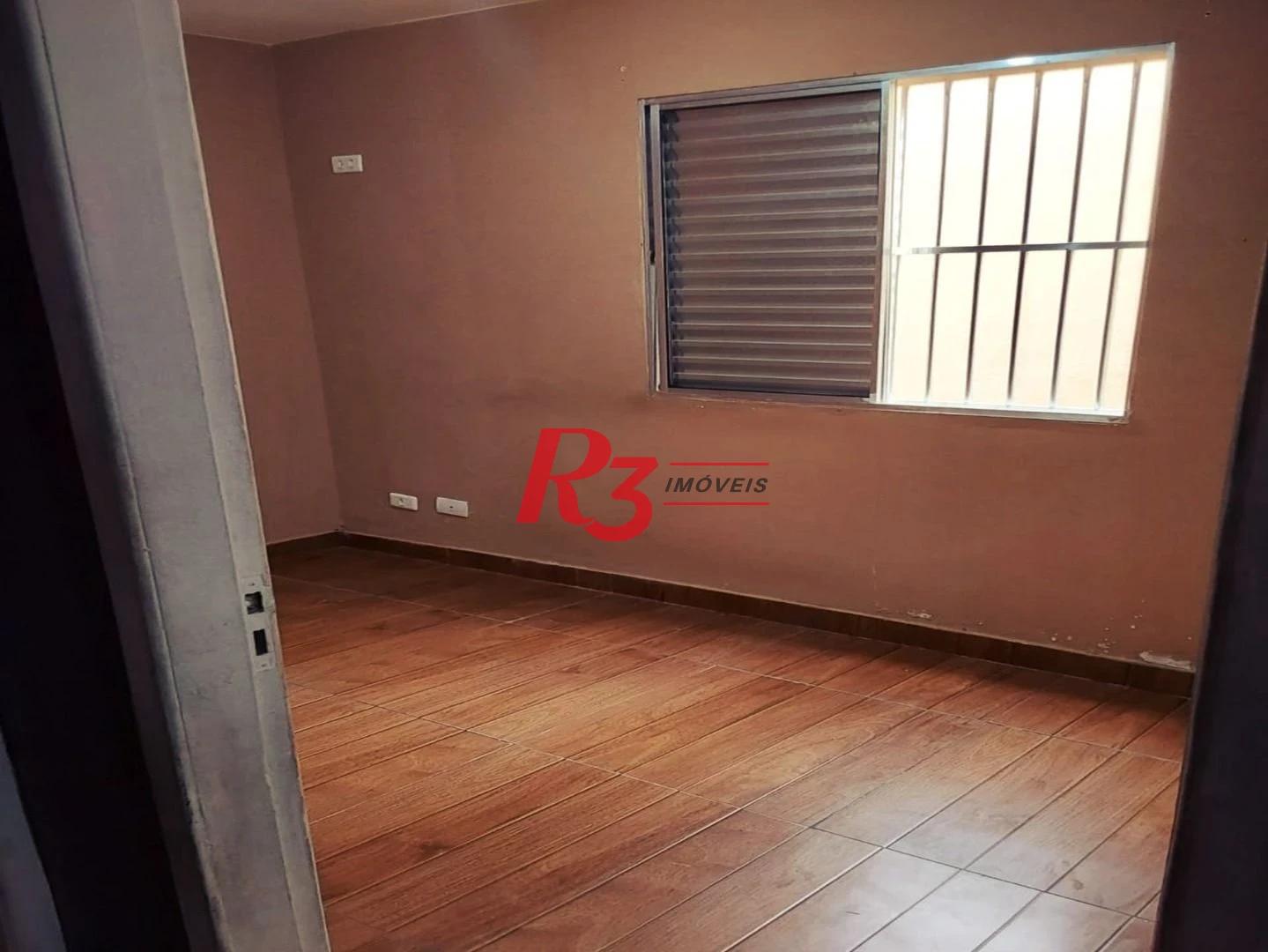 Apartamento com 2 dormitórios à venda, 50 m² por R$ 300.000,00 - Encruzilhada - Santos/SP