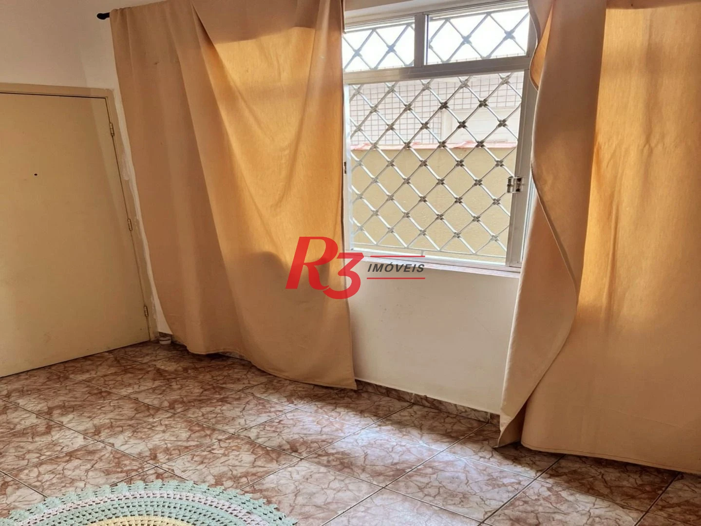 Apartamento com 2 dormitórios à venda, 68 m² por R$ 380.000,00 - Embaré - Santos/SP