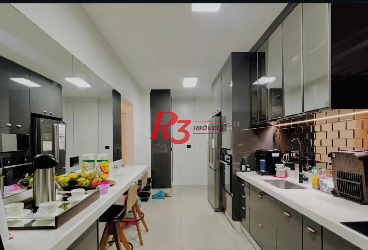 Apartamento com 3 dormitórios à venda, 145 m² por R$ 1.545.000,00 - Vila Guilhermina - Praia Grande/SP
