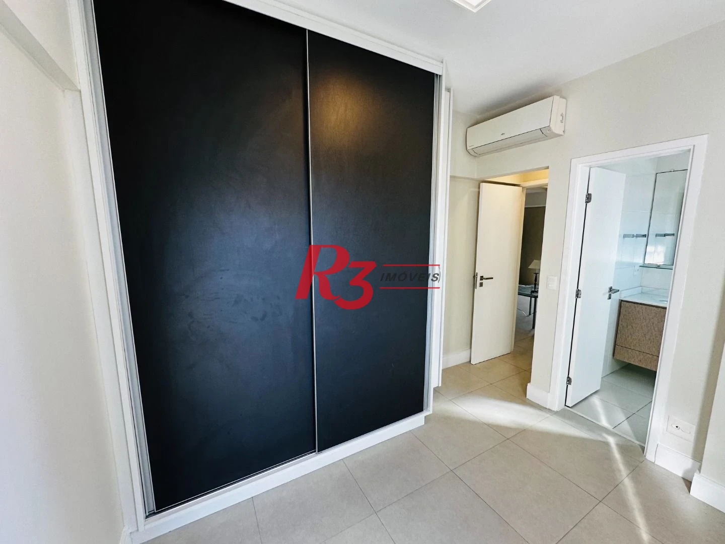 Apartamento com 2 dormitórios para alugar, 84 m² por R$ 6.000,00/mês - Boqueirão - Santos/SP