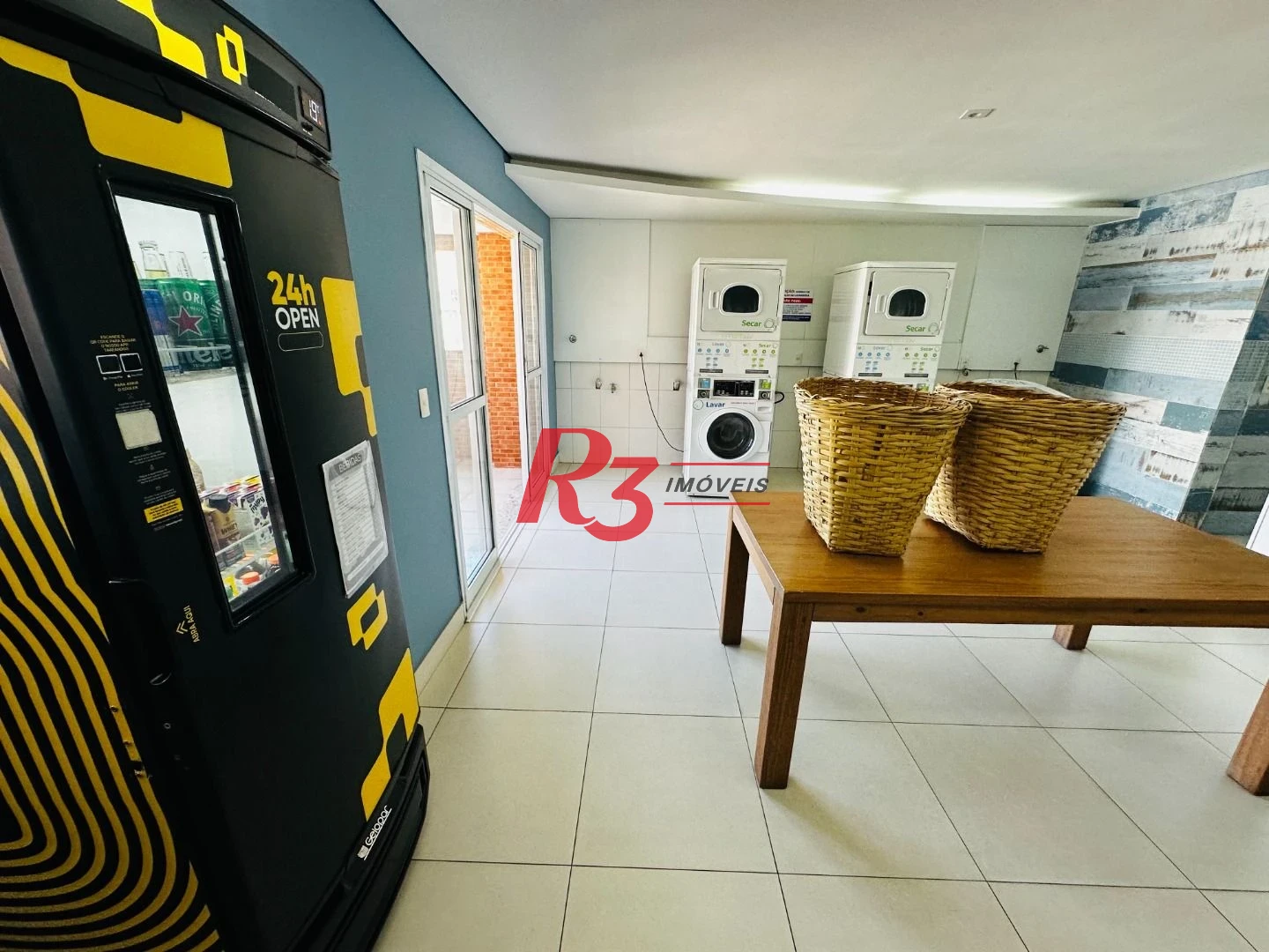 Apartamento com 2 dormitórios para alugar, 84 m² por R$ 6.000,00/mês - Boqueirão - Santos/SP