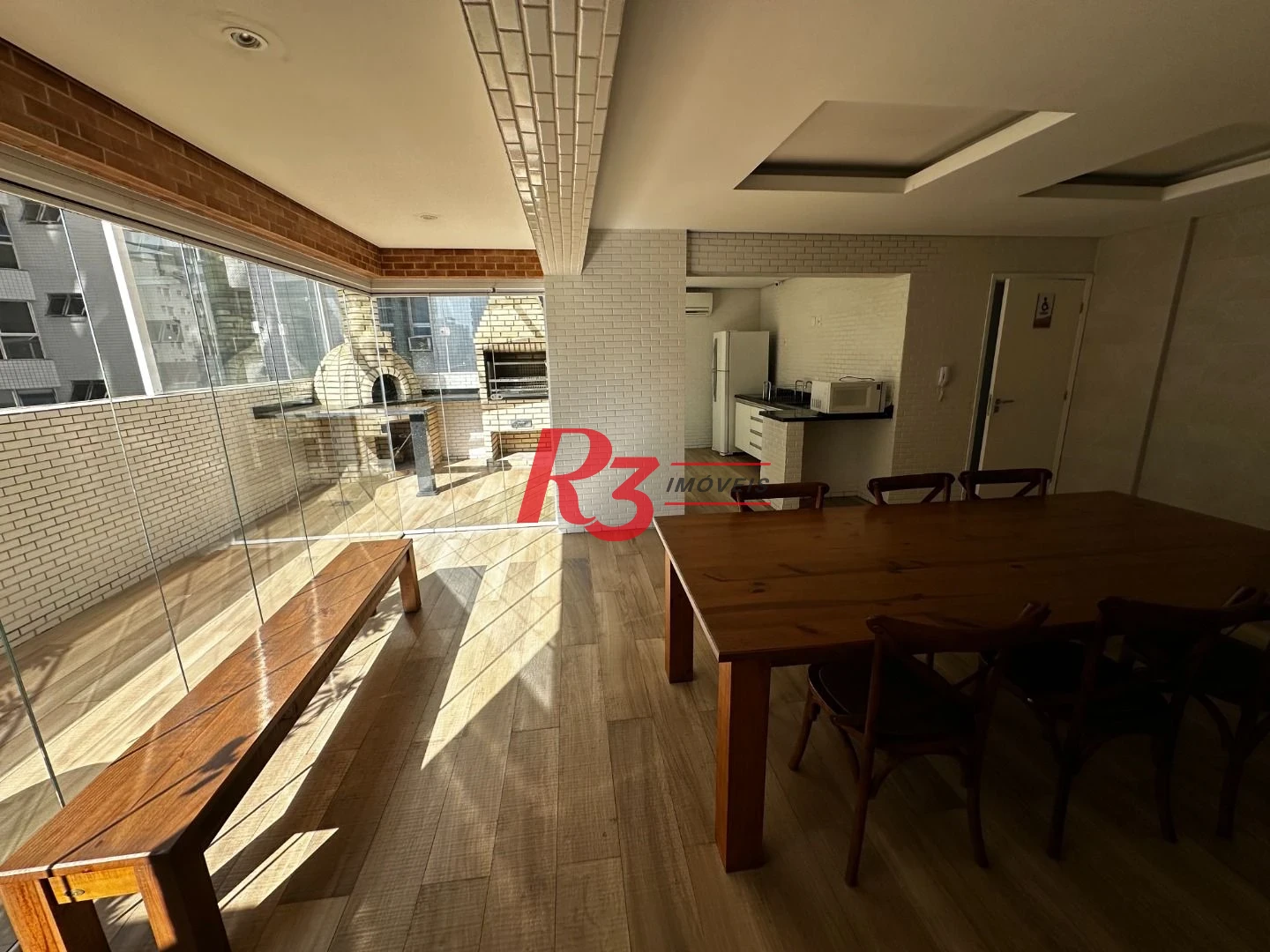 Apartamento com 2 dormitórios para alugar, 84 m² por R$ 6.000,00/mês - Boqueirão - Santos/SP