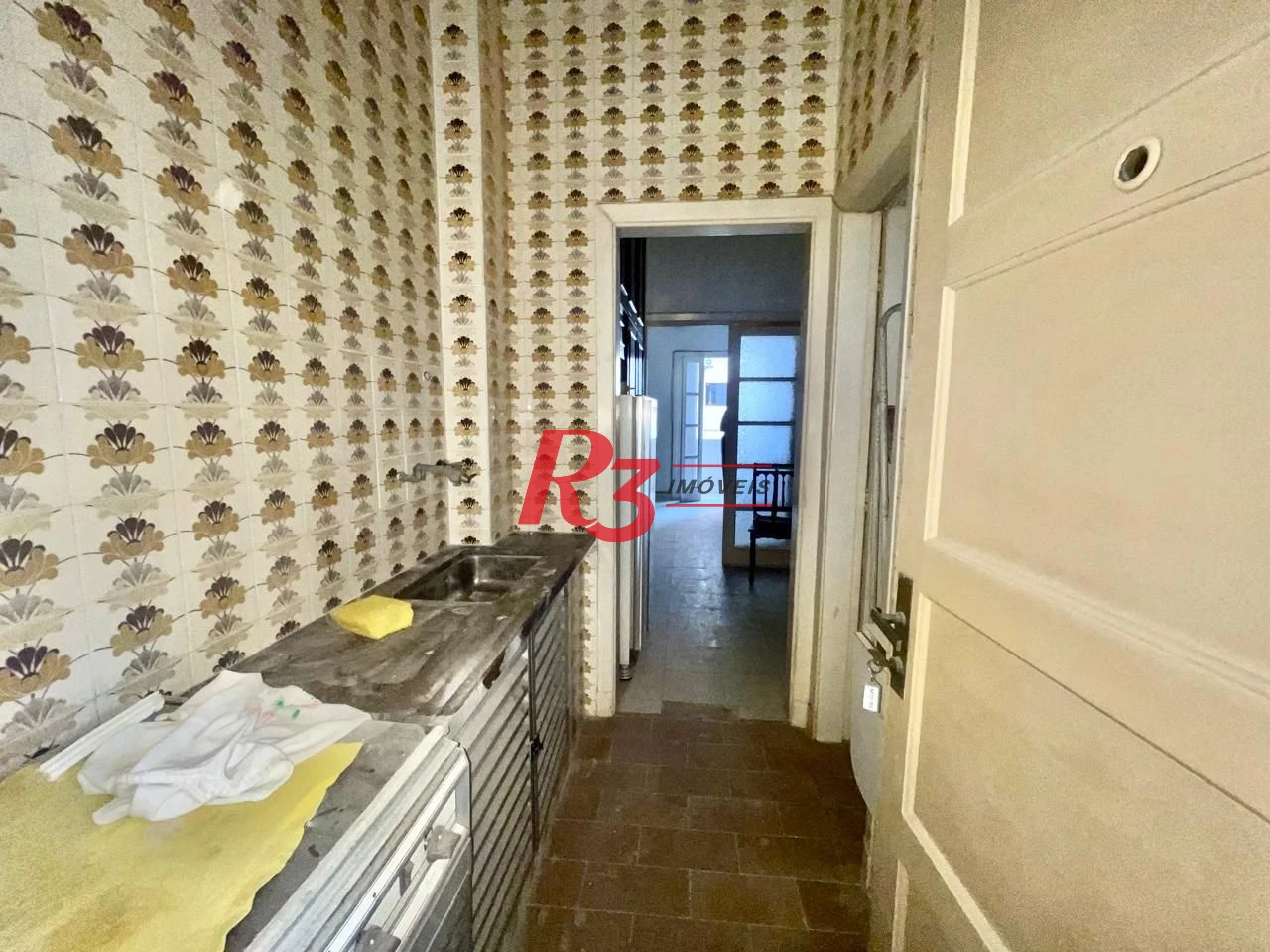 Kitnet com 1 dormitório à venda, 38 m² por R$ 330.000,00 - Boqueirão - Santos/SP