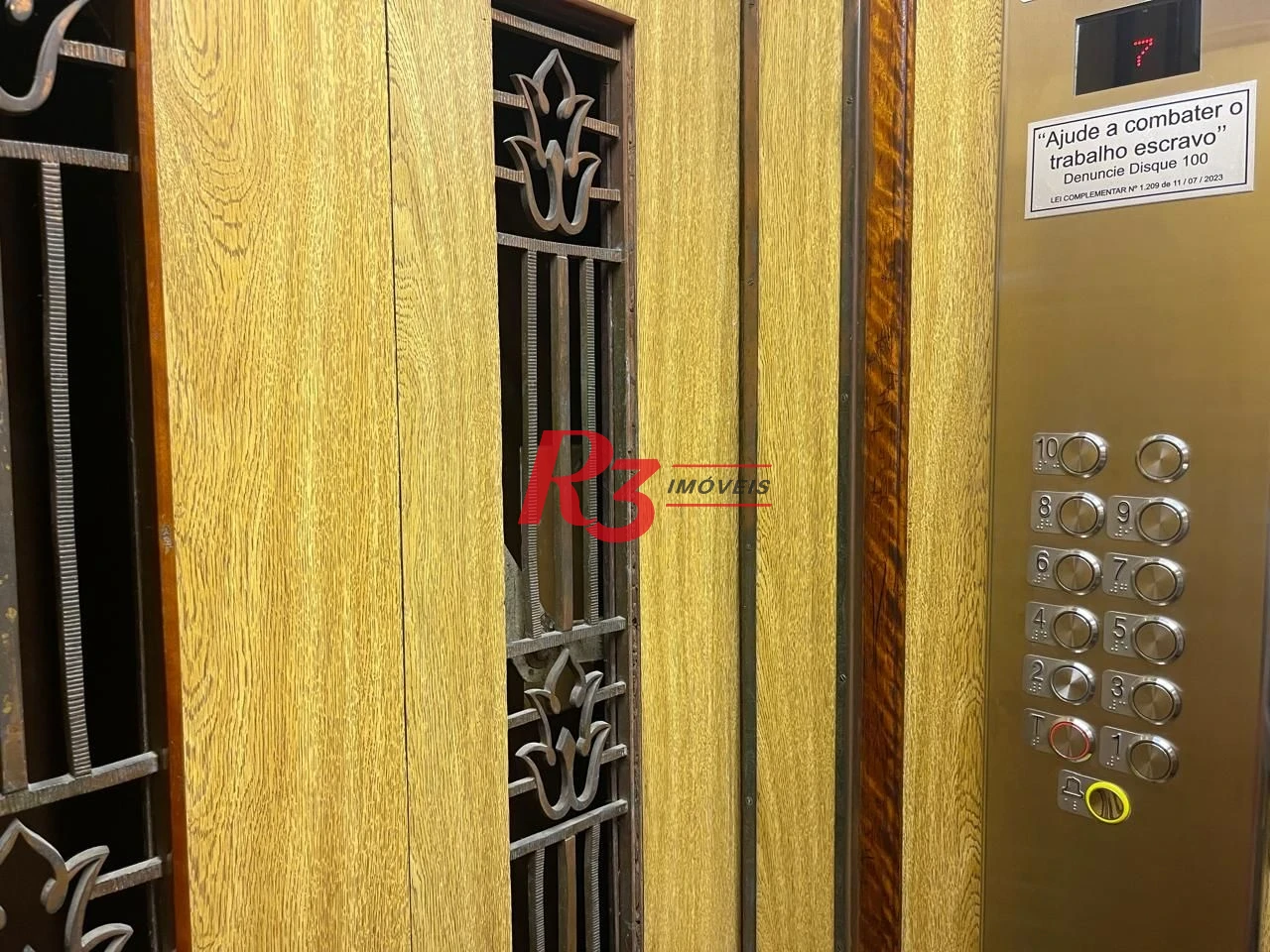 Kitnet com 1 dormitório à venda, 38 m² por R$ 330.000,00 - Boqueirão - Santos/SP