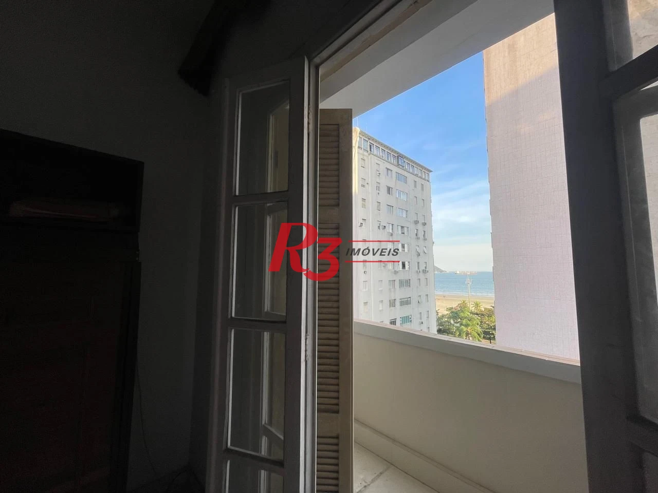 Kitnet com 1 dormitório à venda, 38 m² por R$ 330.000,00 - Boqueirão - Santos/SP