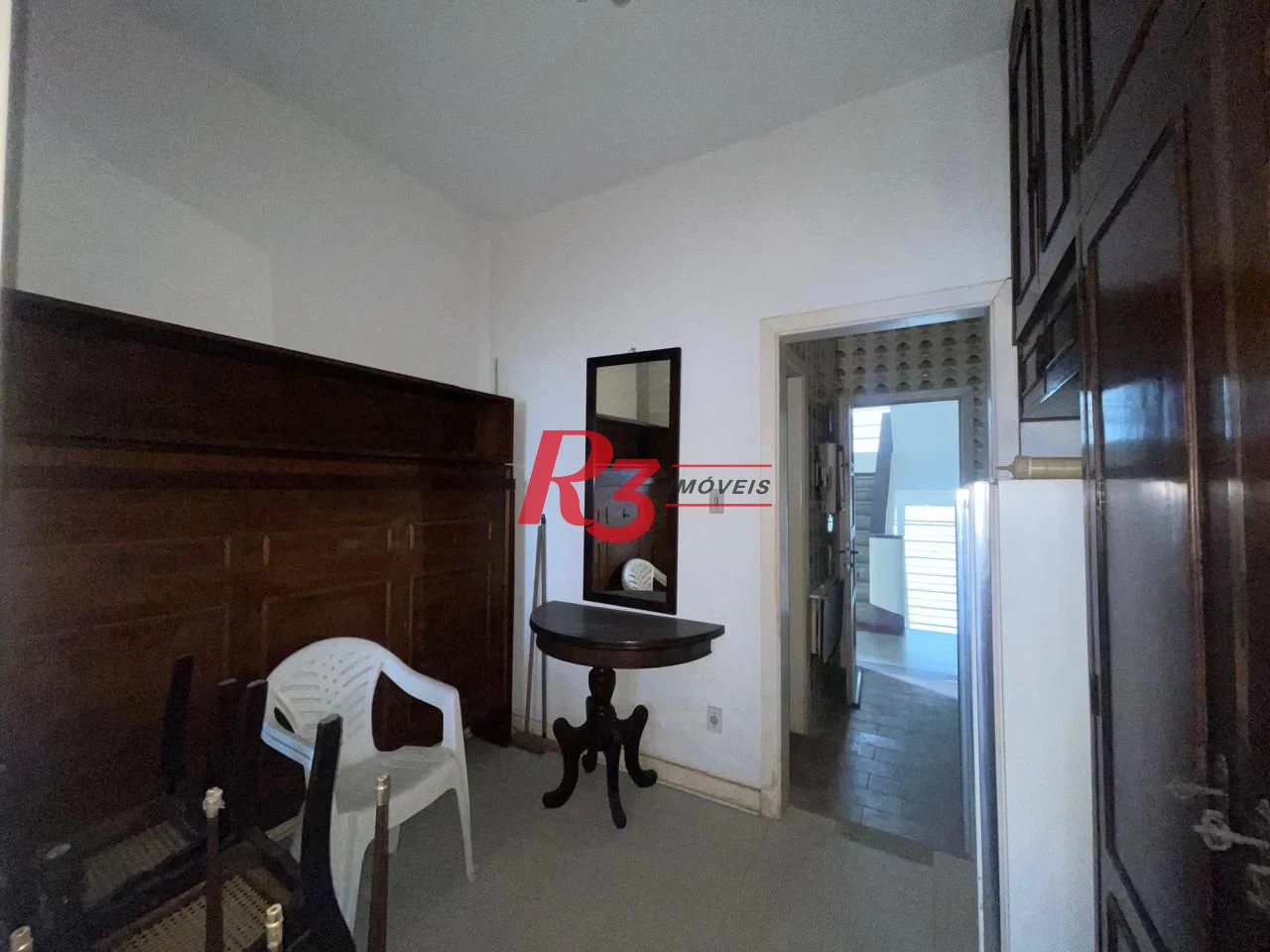 Kitnet com 1 dormitório à venda, 38 m² por R$ 330.000,00 - Boqueirão - Santos/SP