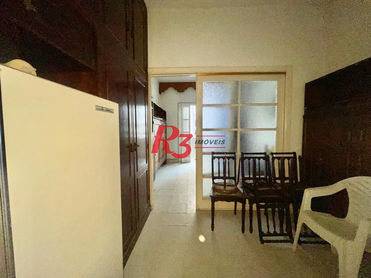 Kitnet com 1 dormitório à venda, 38 m² por R$ 330.000,00 - Boqueirão - Santos/SP
