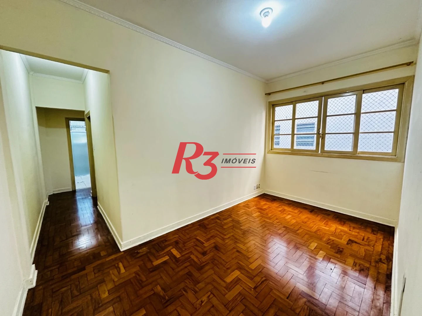 Apartamento com 2 dormitórios à venda, 66 m² por R$ 316.000,00 - José Menino - Santos/SP