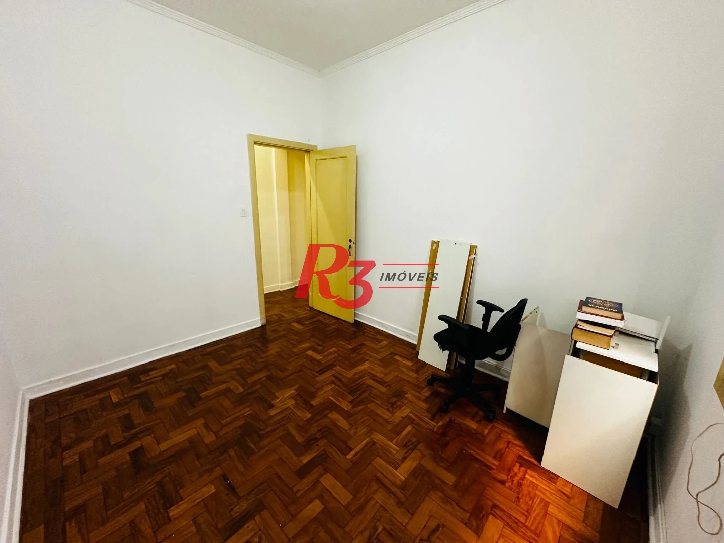 Apartamento com 2 dormitórios à venda, 66 m² por R$ 316.000,00 - José Menino - Santos/SP