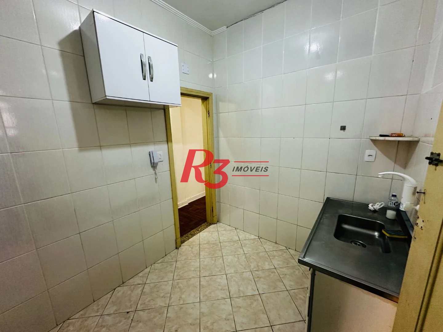 Apartamento com 2 dormitórios à venda, 66 m² por R$ 316.000,00 - José Menino - Santos/SP