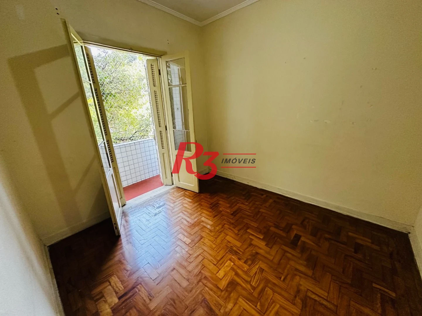 Apartamento com 2 dormitórios à venda, 66 m² por R$ 316.000,00 - José Menino - Santos/SP
