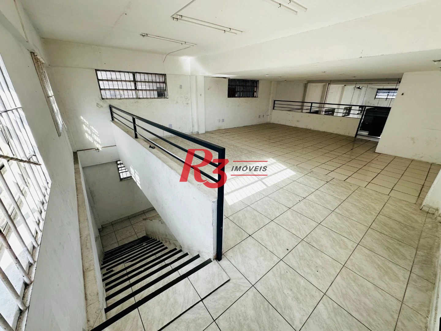 Loja para alugar, 250 m² - Vila Cascatinha - São Vicente/SP