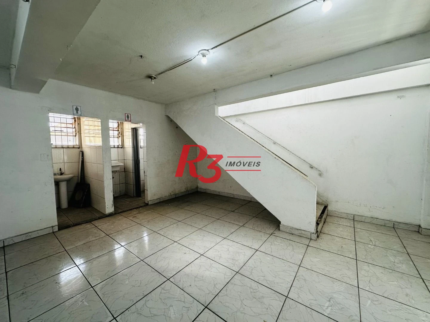 Loja para alugar, 250 m² - Vila Cascatinha - São Vicente/SP