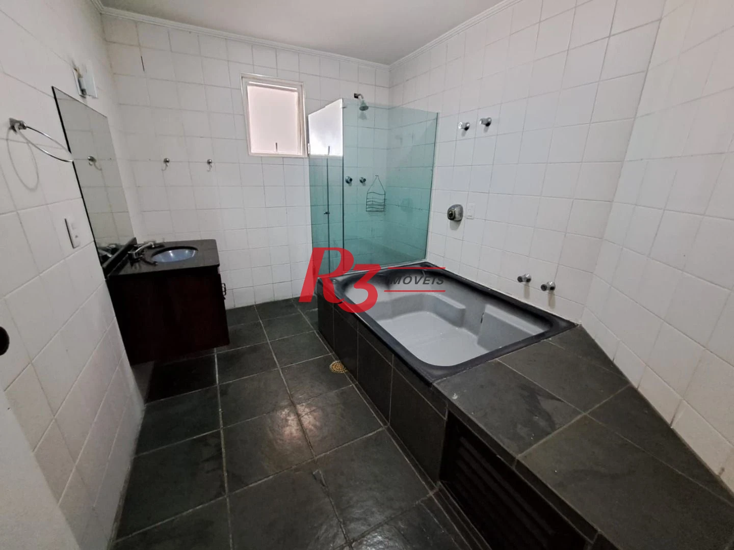 Cobertura com 3 dormitórios à venda, 422 m² por R$ 1.750.000,00 - Ponta da Praia - Santos/SP