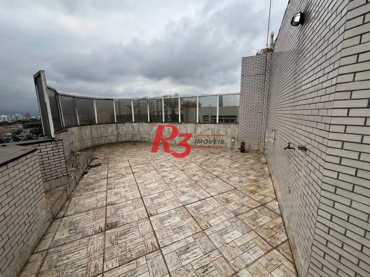 Cobertura com 3 dormitórios à venda, 422 m² por R$ 1.750.000,00 - Ponta da Praia - Santos/SP
