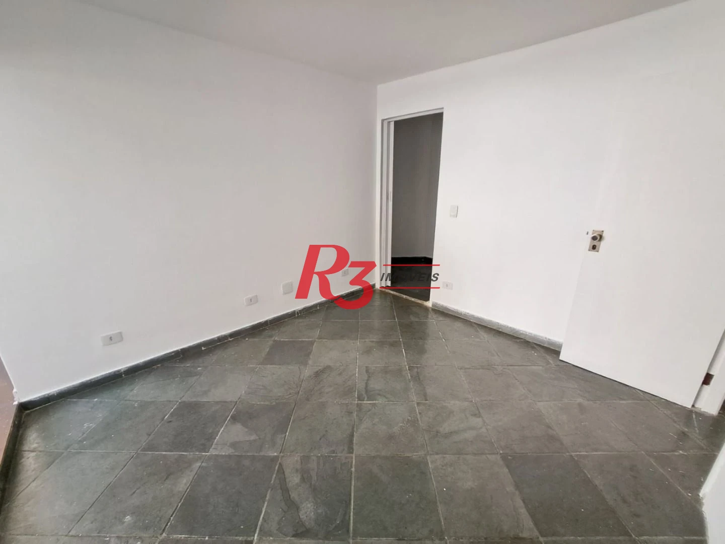 Cobertura com 3 dormitórios à venda, 422 m² por R$ 1.750.000,00 - Ponta da Praia - Santos/SP