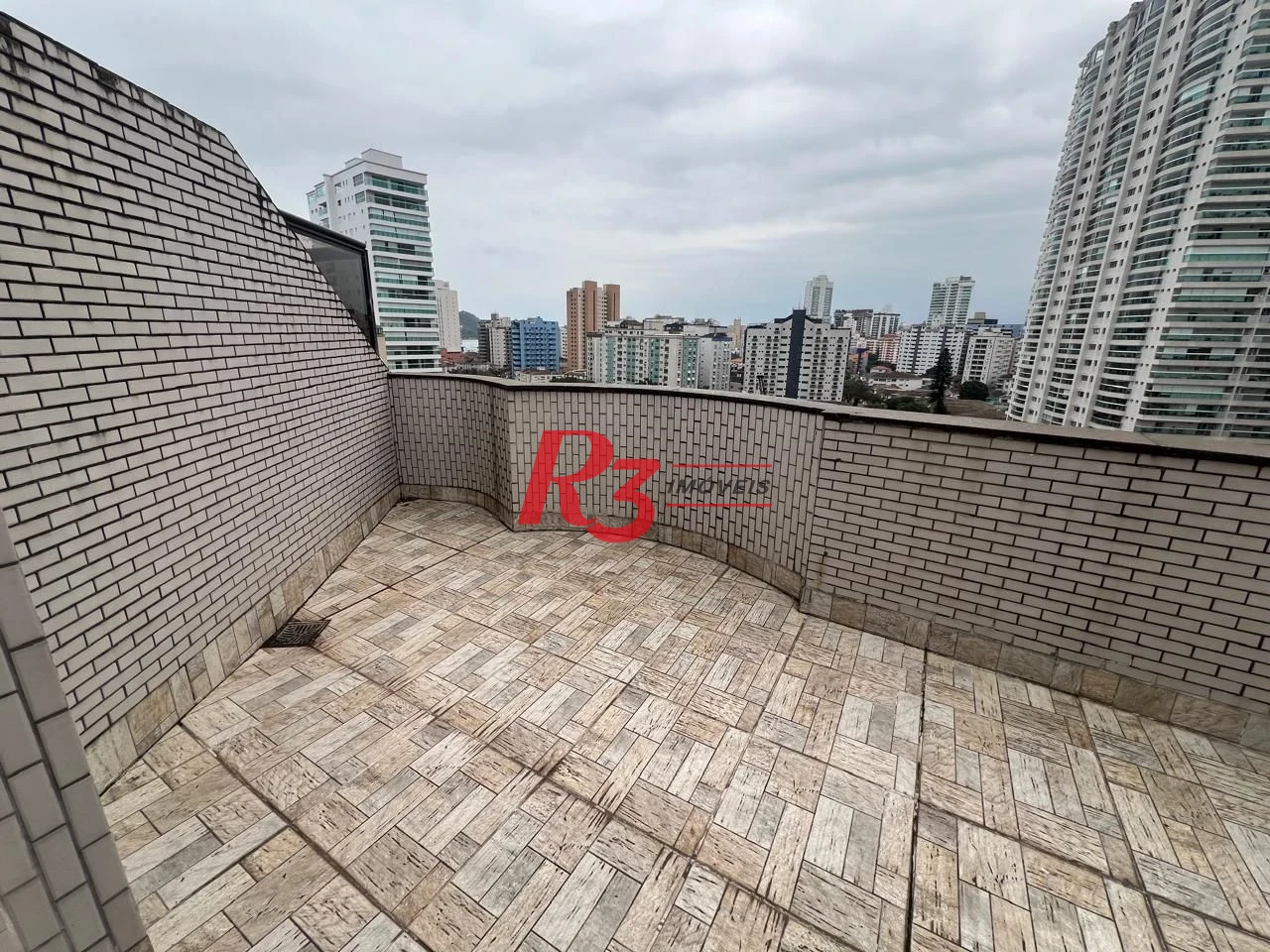 Cobertura com 3 dormitórios à venda, 422 m² por R$ 1.750.000,00 - Ponta da Praia - Santos/SP