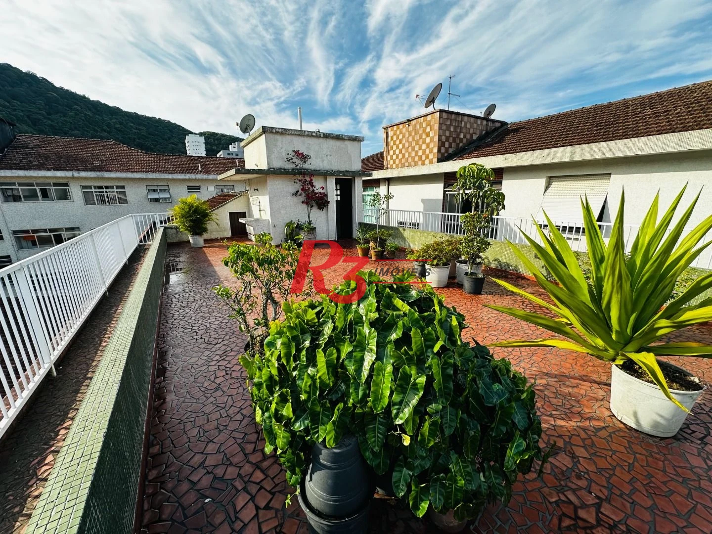 Terreno à venda, 270 m² por R$ 1.980.000,00 - Marapé - Santos/SP