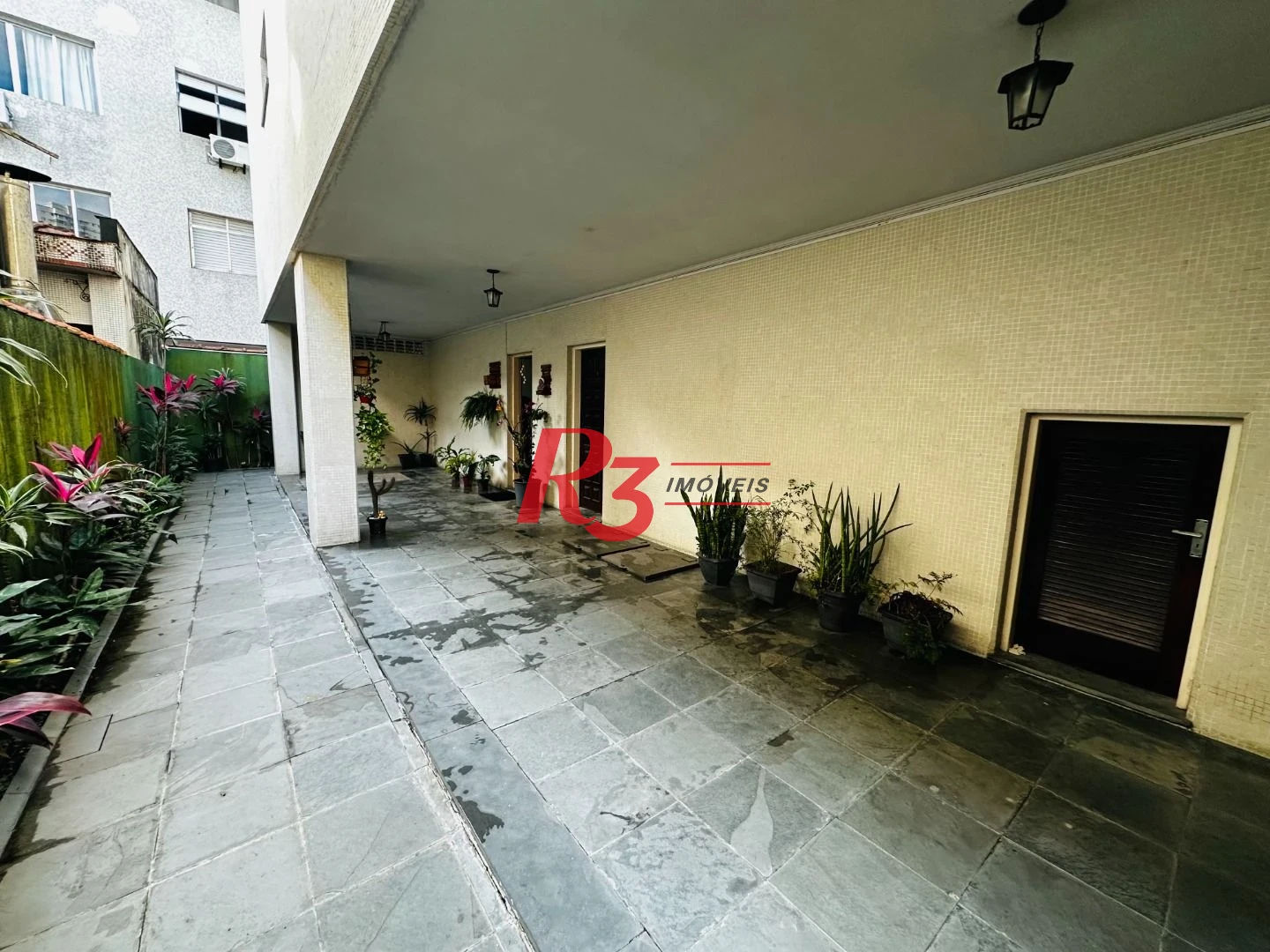 Terreno à venda, 270 m² por R$ 1.980.000,00 - Marapé - Santos/SP