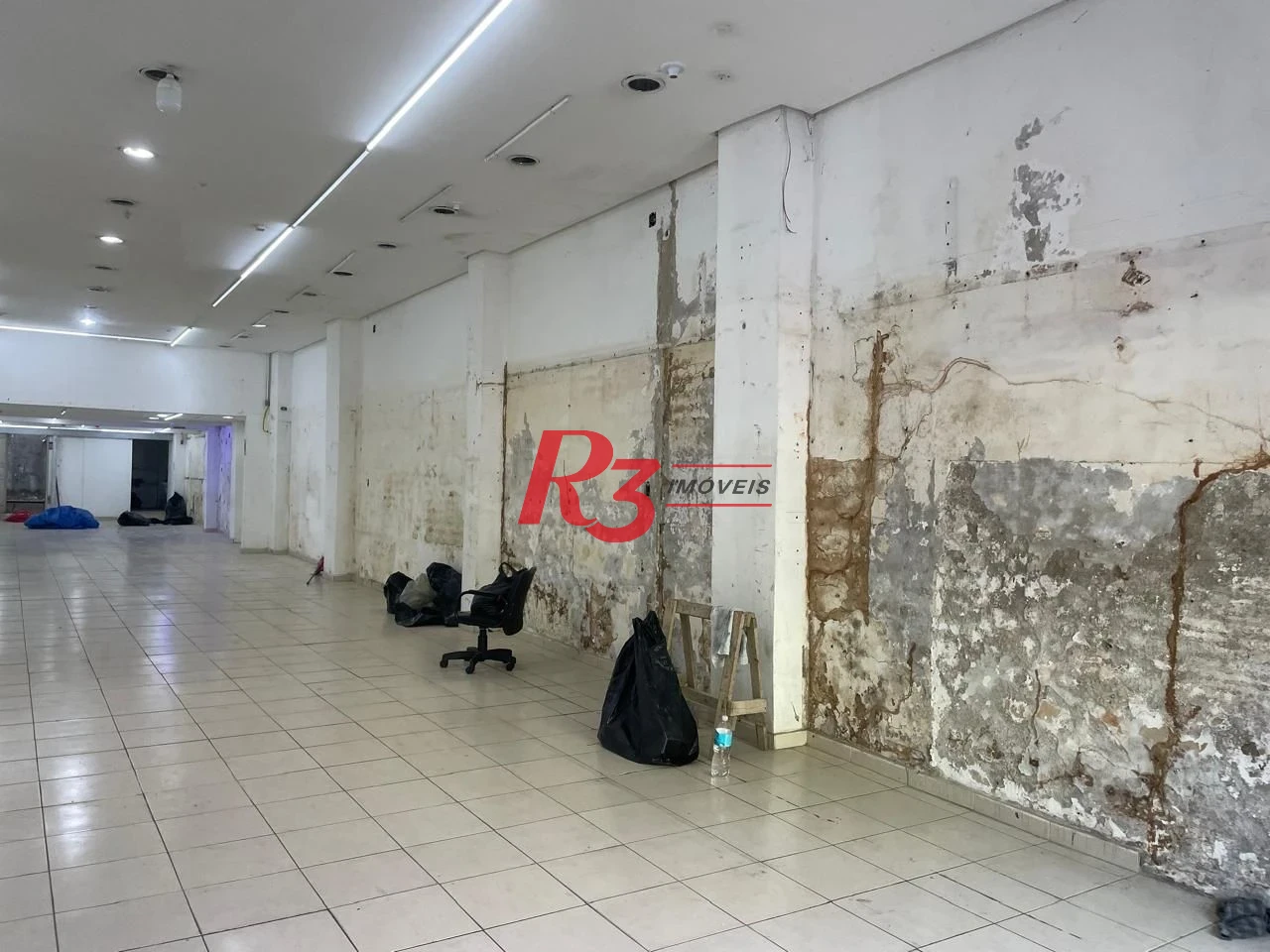 Loja para alugar, 100 m² por R$ 11.808,00/mês - Vila Matias - Santos/SP