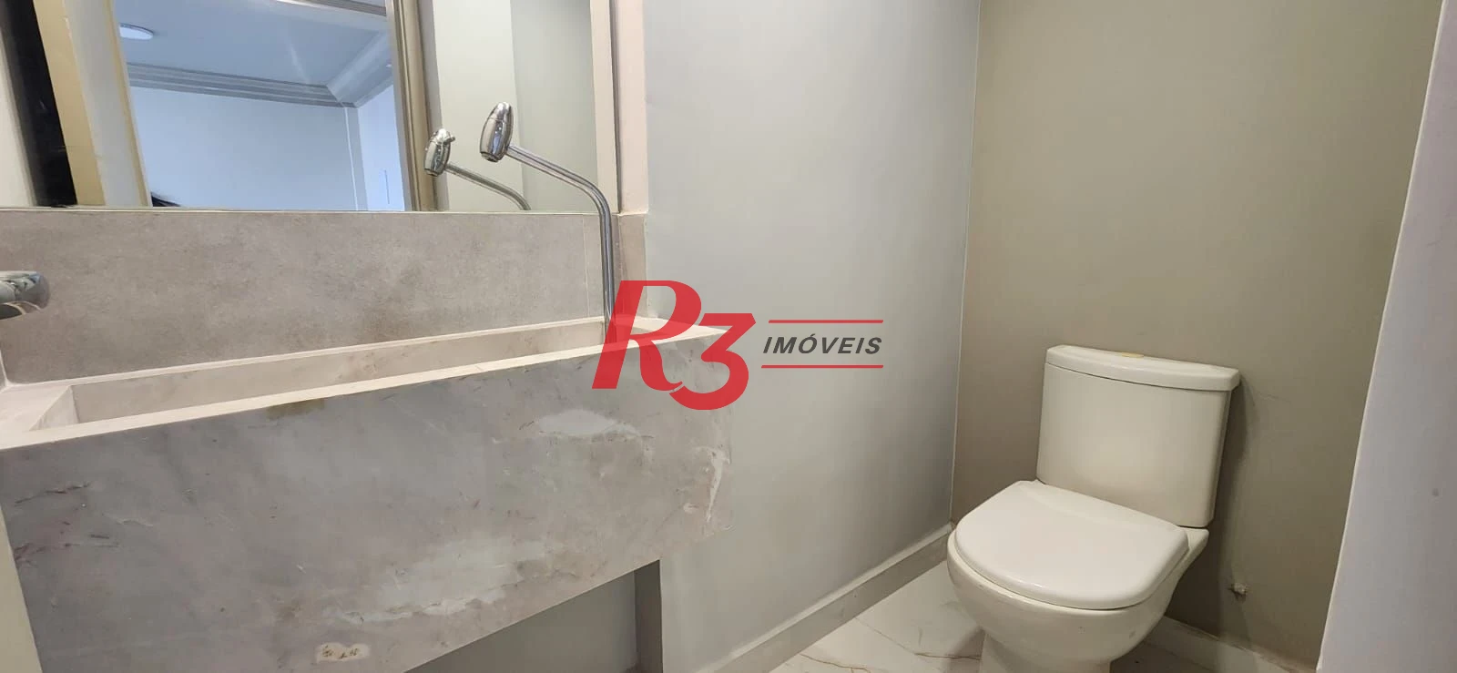 Apartamento com 3 dormitórios à venda, 123 m² por R$ 950.000,00 - Gonzaga - Santos/SP