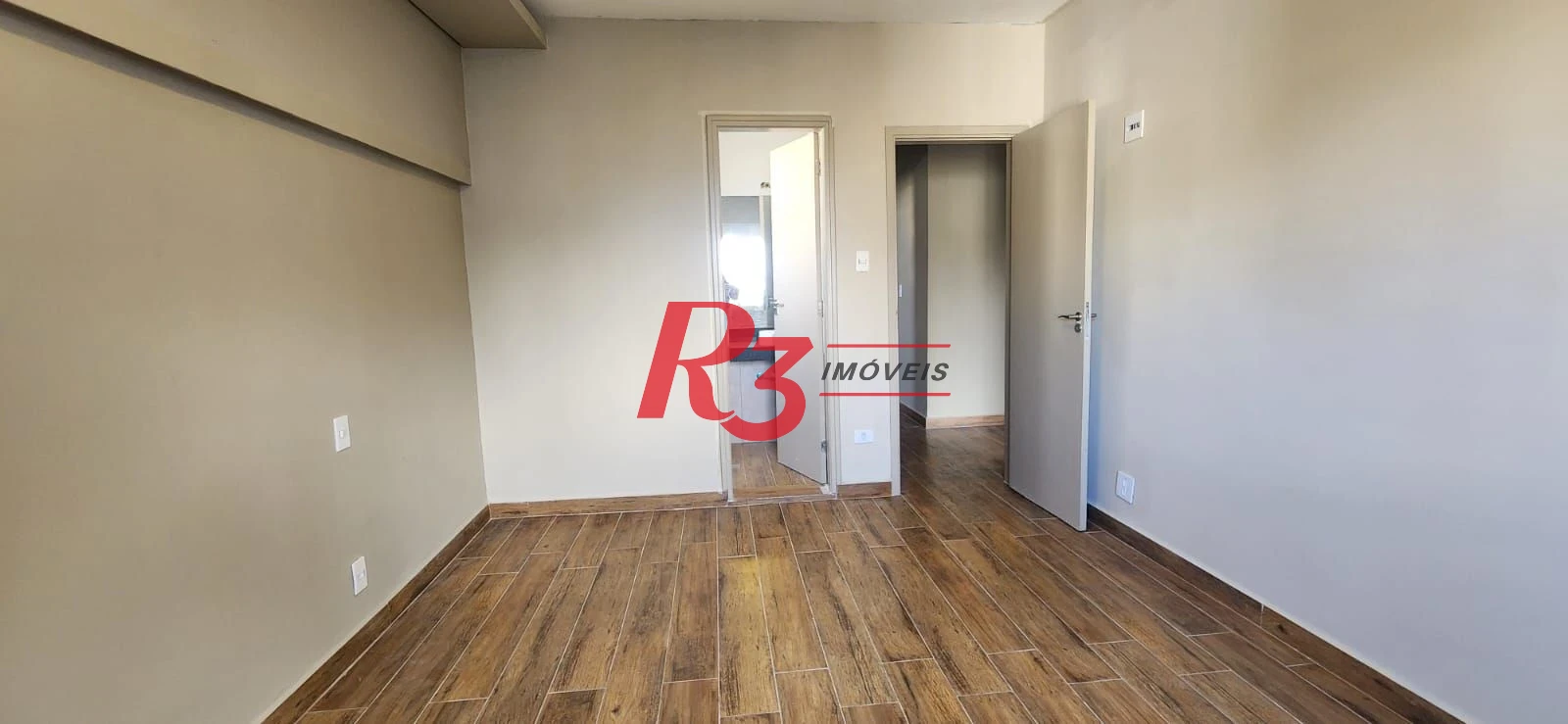 Apartamento com 3 dormitórios à venda, 123 m² por R$ 950.000,00 - Gonzaga - Santos/SP