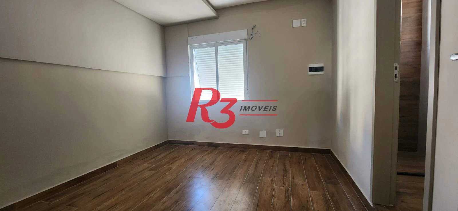 Apartamento com 3 dormitórios à venda, 123 m² por R$ 950.000,00 - Gonzaga - Santos/SP