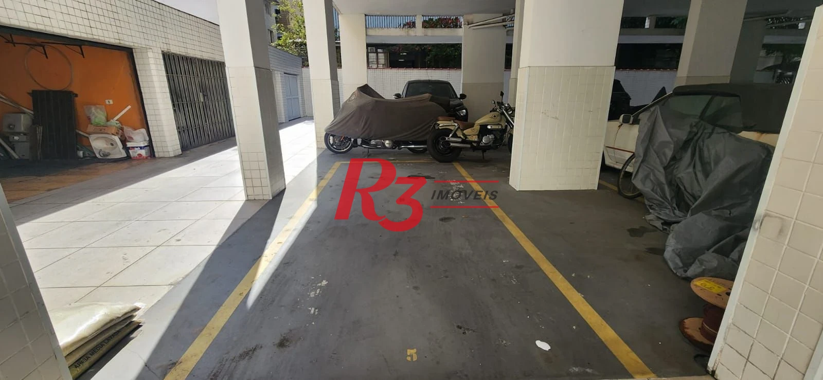 Apartamento com 3 dormitórios à venda, 123 m² por R$ 950.000,00 - Gonzaga - Santos/SP