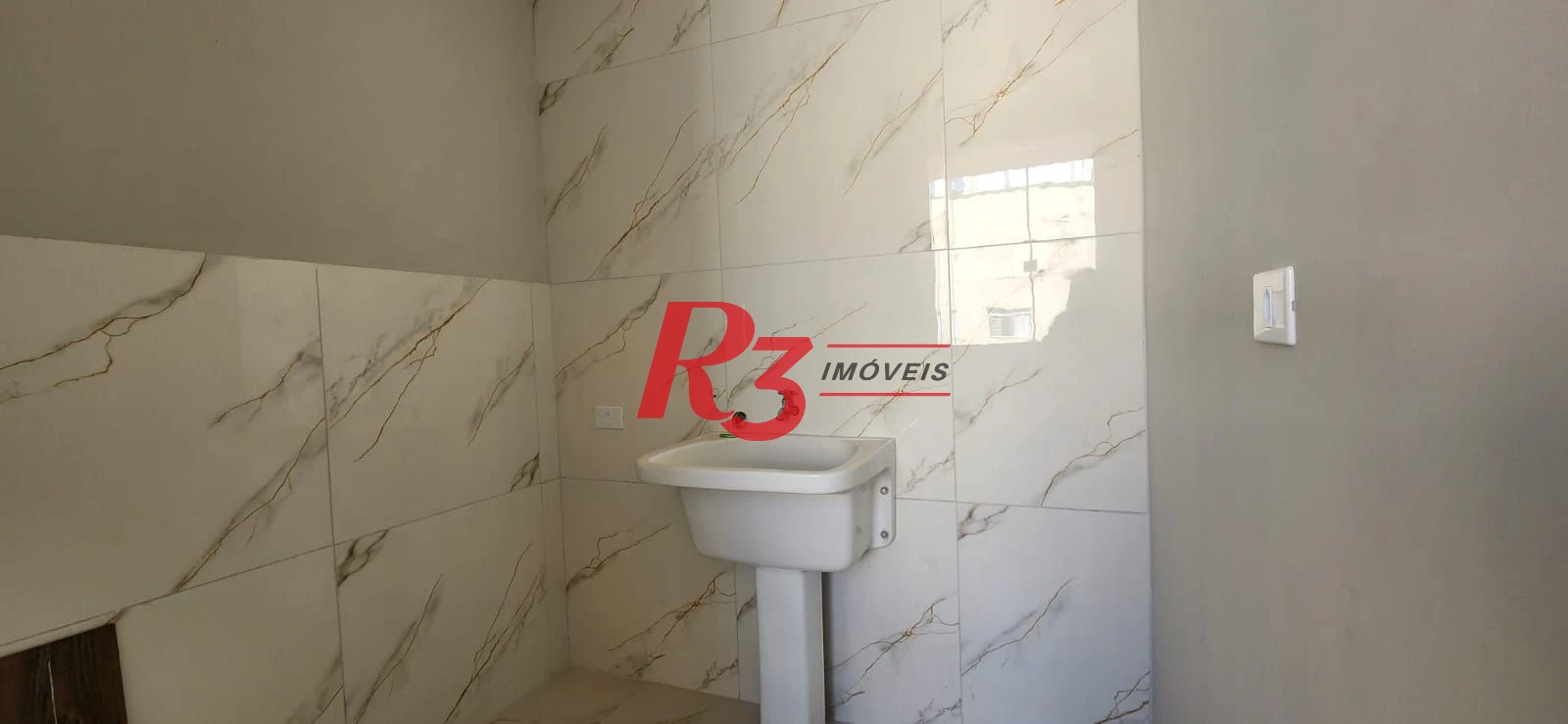 Apartamento com 3 dormitórios à venda, 123 m² por R$ 950.000,00 - Gonzaga - Santos/SP